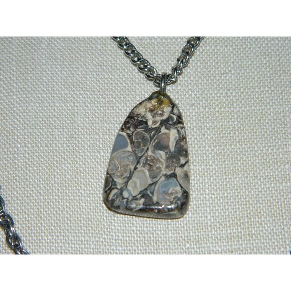 VTG Silver Tone Multi Chain Fossil Stone Pendant Necklace - Picture 3 of 5